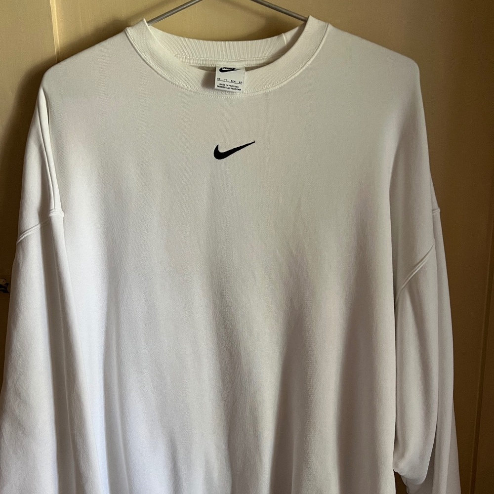 Nike Sportswear Essential Oversized Fleece Hoodie